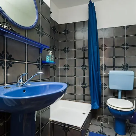 Cuffic Apartment *