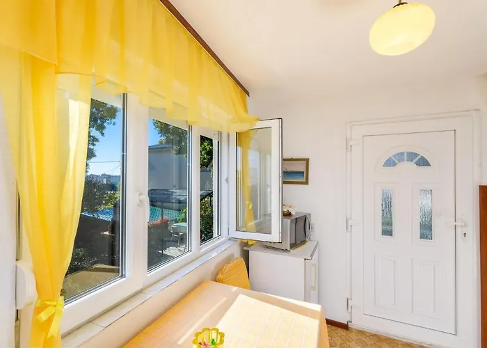 Cuffic * Novi Vinodolski